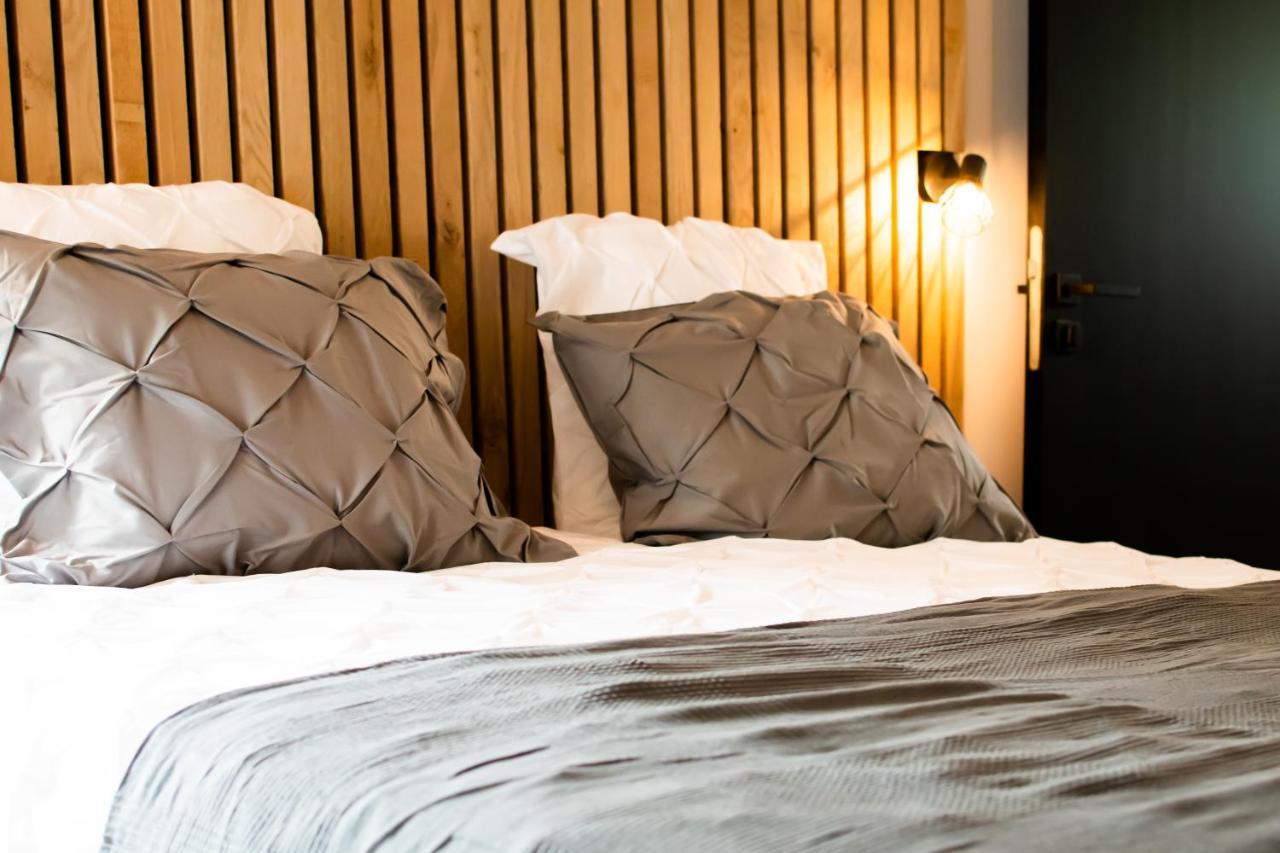 Au Calme De Hosdent Bed & Breakfast Braives Dış mekan fotoğraf